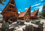 rumah adat batak