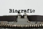 teks biografi