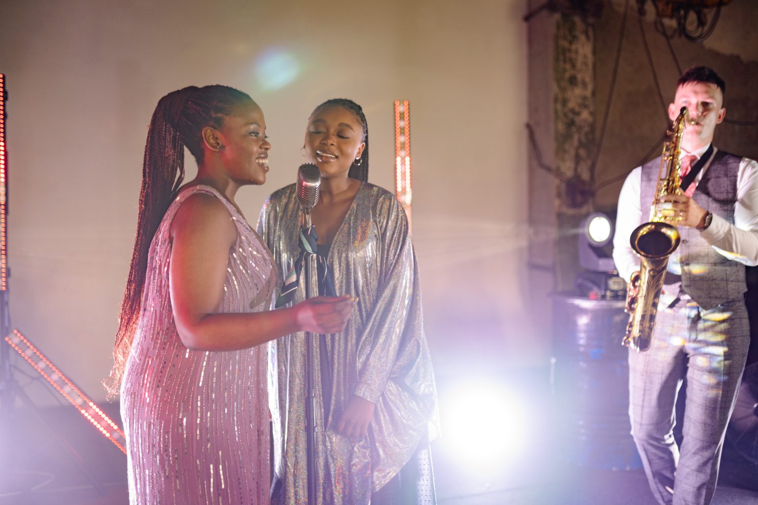 3 Jenis Suara Wanita dan Unsur-Unsur Musik – Gramedia Literasi