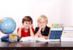 Perkenalan Diri Dalam Bahasa Inggris di Dalam Kelas